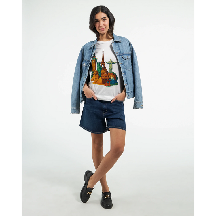 Travel inspired Famous Landmarks Animated Style T-Shirt with bold animated world city designs perfect for digital nomads and urban explorers made in sustainable soft cotton with a modern unisex cut for vacation fashion everyday travel outfits and stylish tourism merchandise